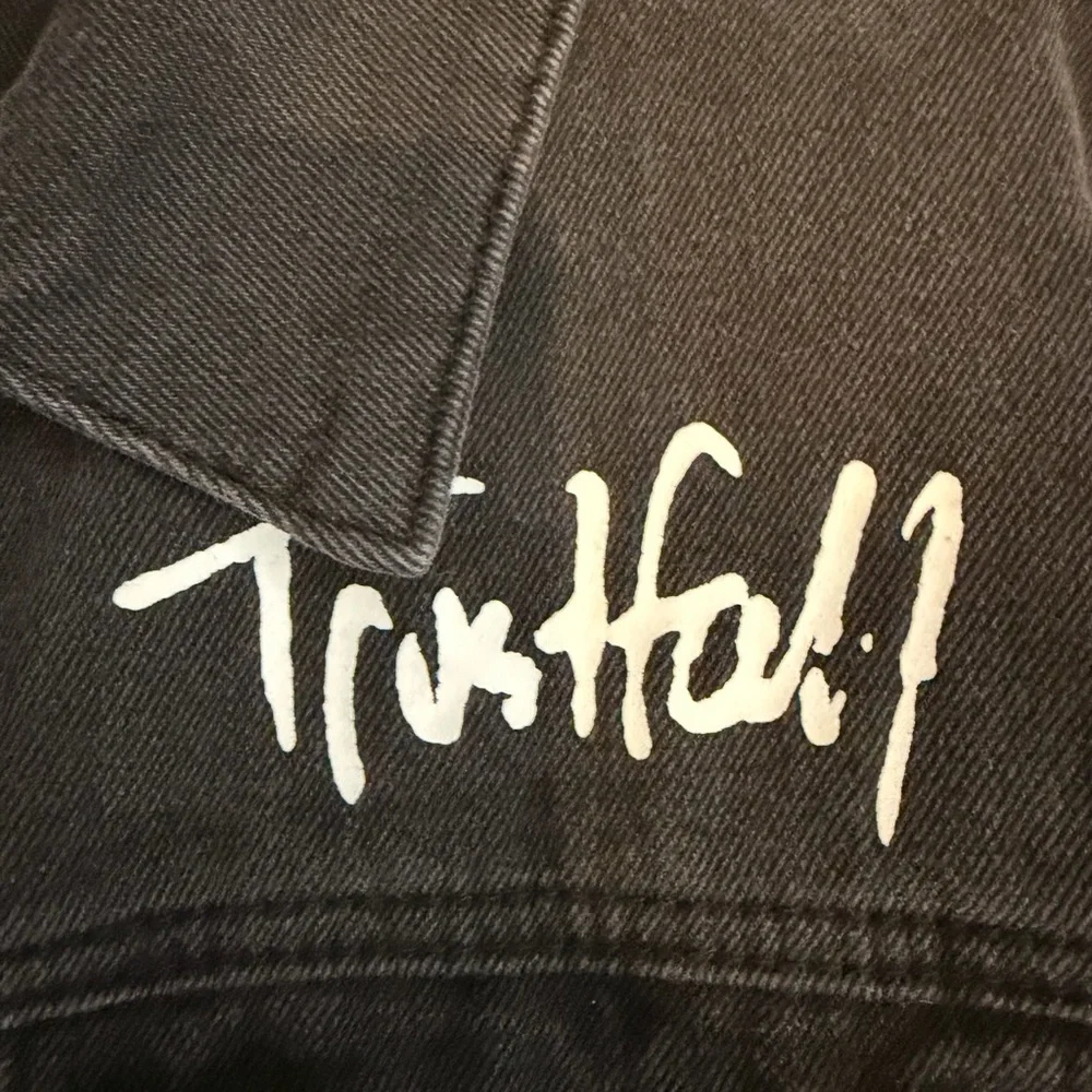 Pink CONCERT - Trustfall Tour collectors item jacket - Picture 2 of 8